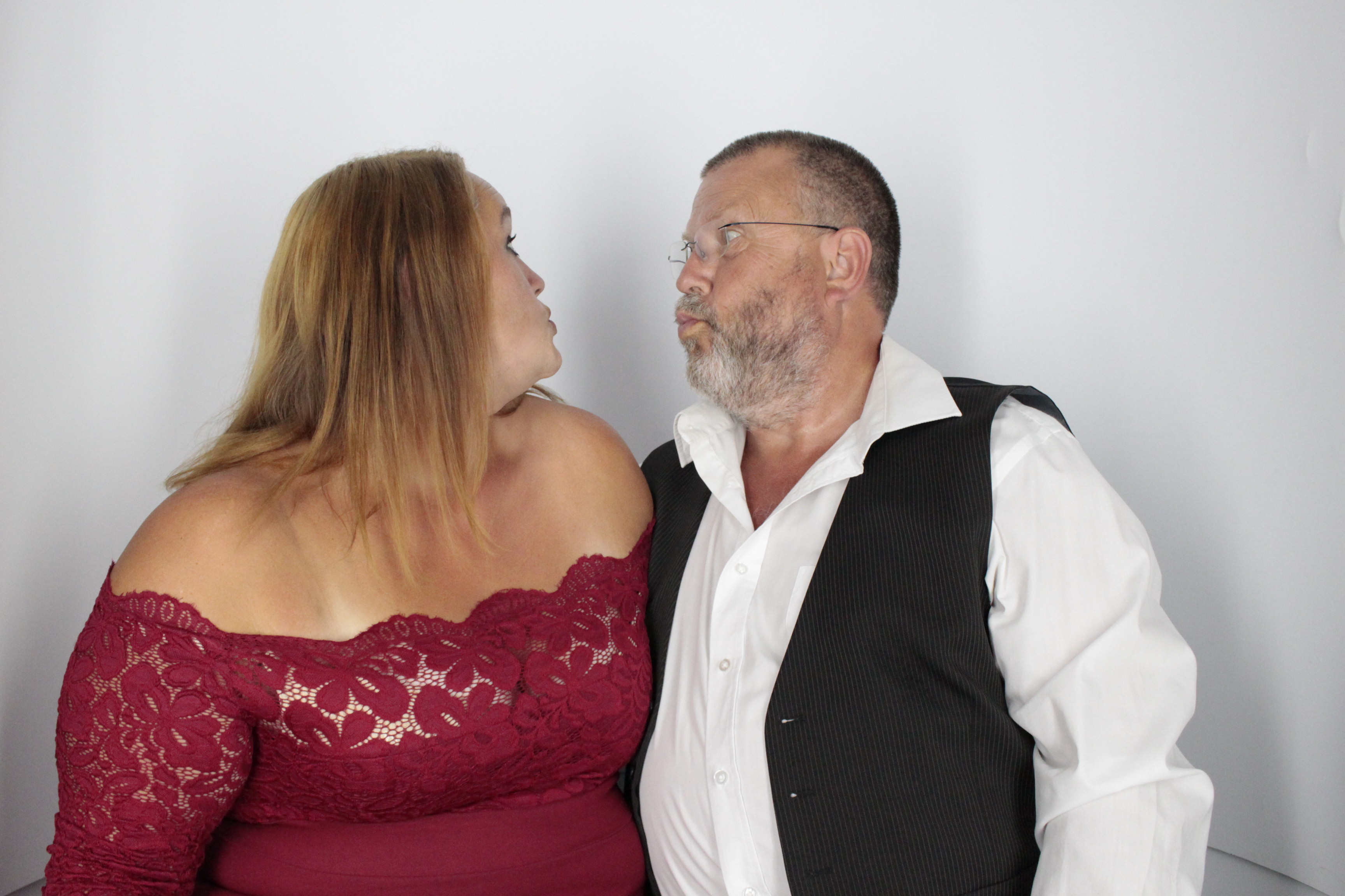 Emma & Karl's Wedding | View more photos from the event at gallery.myphotoboothexperience.co.uk/u/MyPhotoBoothExperienceLtd/Emma-Karls-Wedding